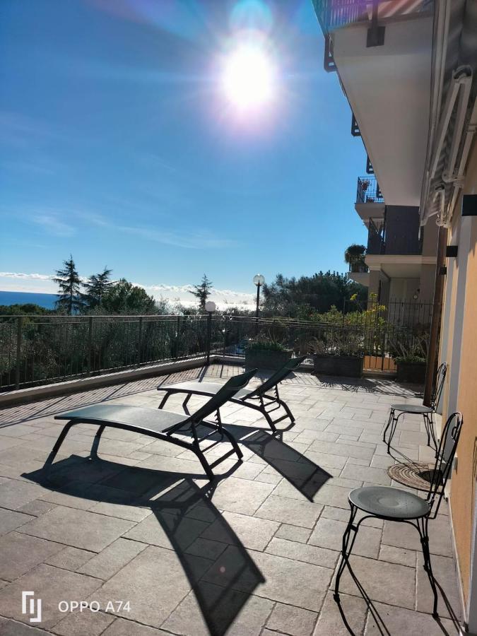 Corso Montecarlo Leilighet Ventimiglia Eksteriør bilde