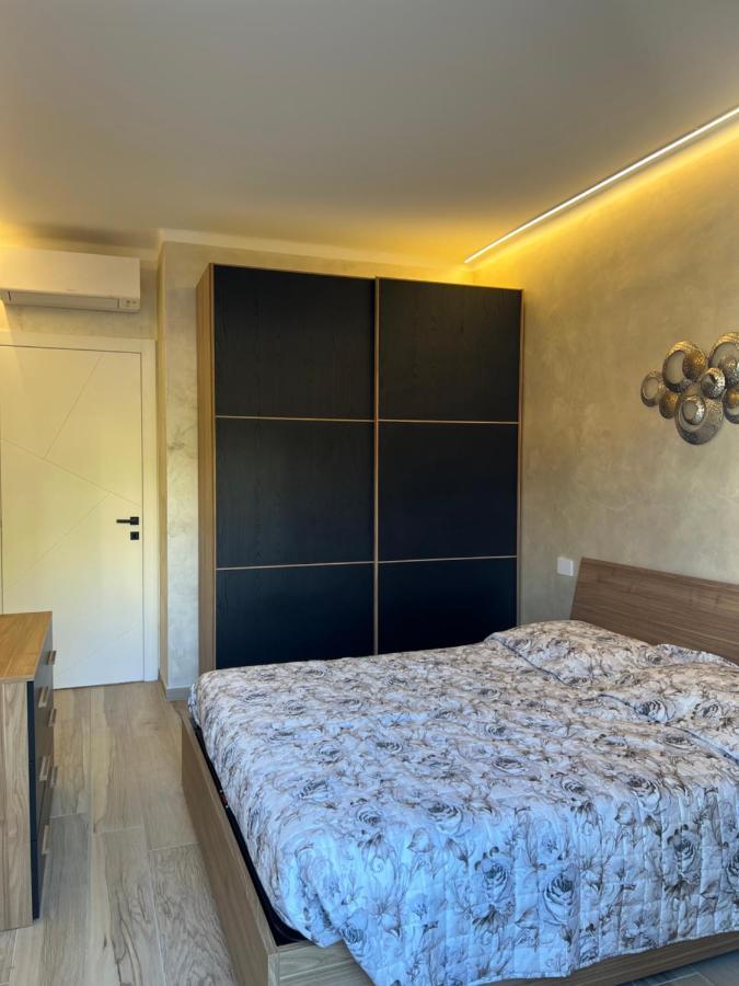Corso Montecarlo Leilighet Ventimiglia Eksteriør bilde