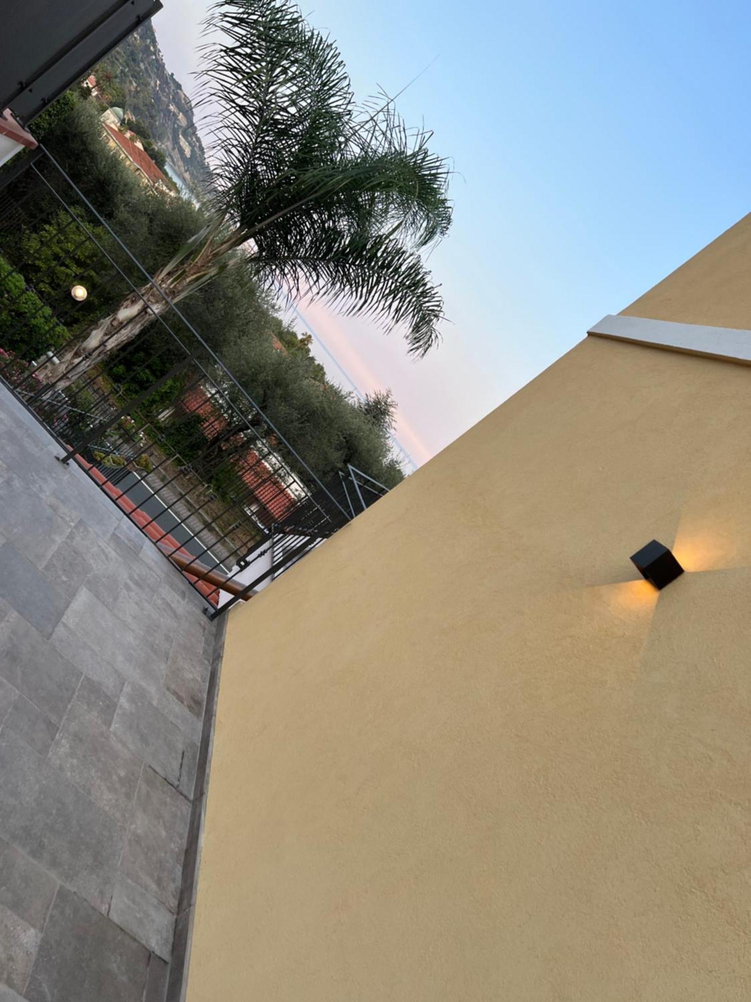 Corso Montecarlo Leilighet Ventimiglia Eksteriør bilde